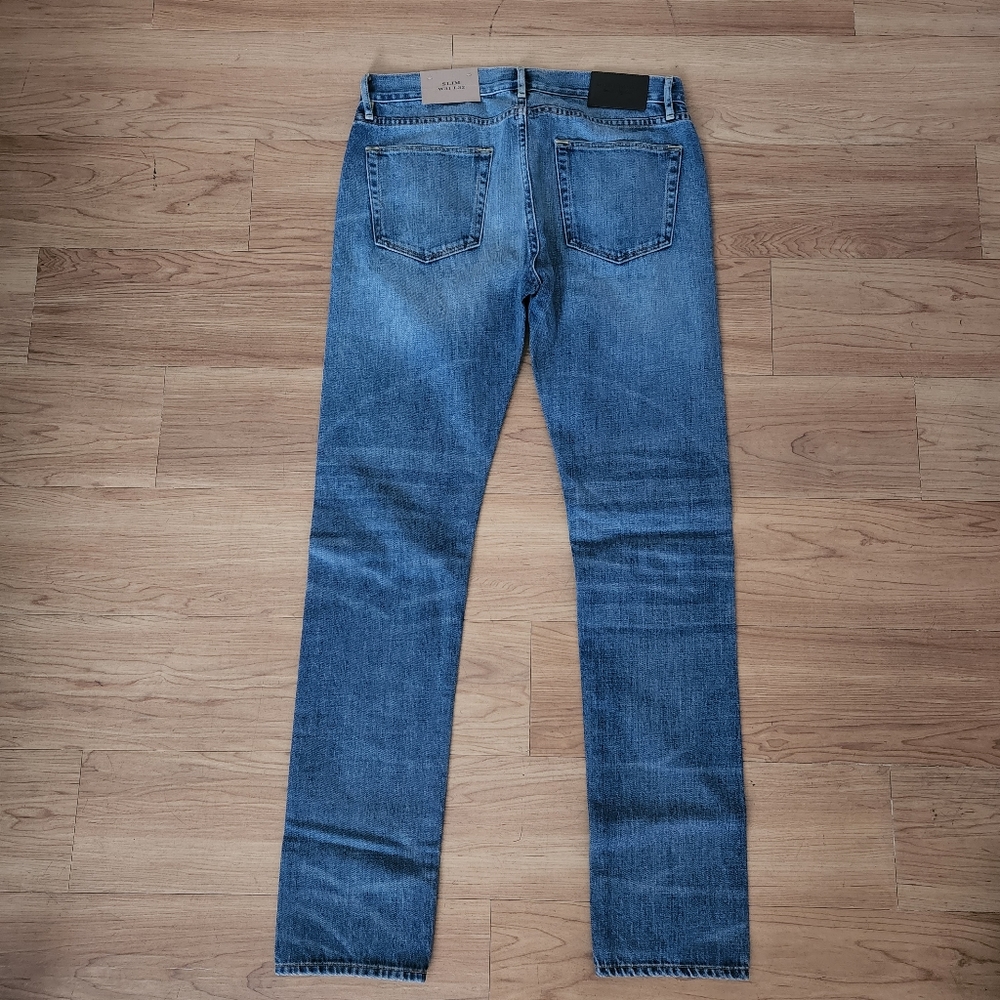 Burberry Men's Slim Fit Washed Jeans 31x32 - Picture 5 of 15